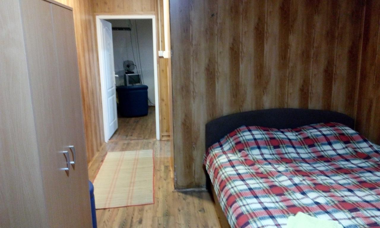 Hotel Splav Guest Hause Gusar Belgrado Esterno foto