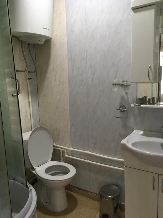 Hotel Splav Guest Hause Gusar Belgrado Esterno foto