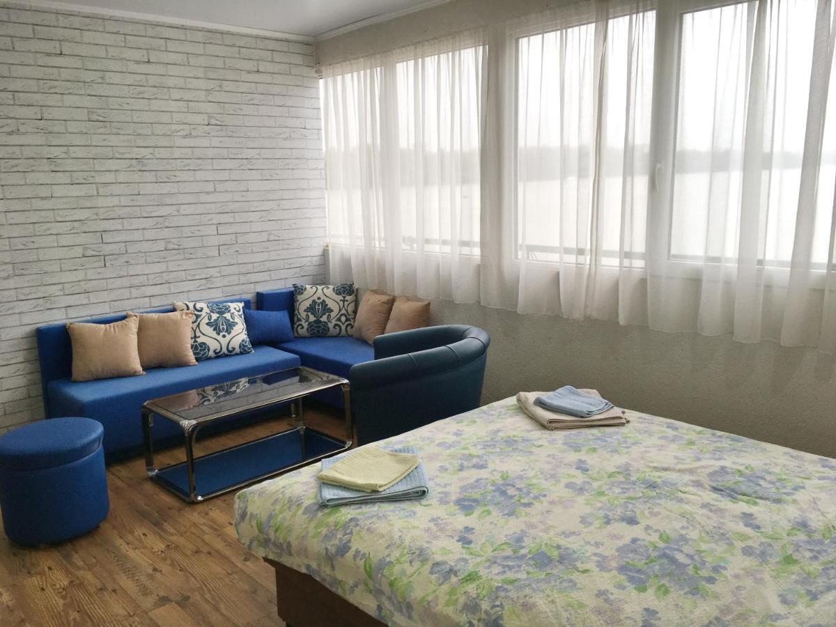 Hotel Splav Guest Hause Gusar Belgrado Esterno foto